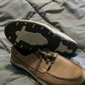 Sketchers dock shoes